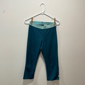 Teal Nike Cropped Workout Leggings size M